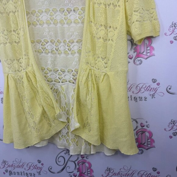 Knitted & knotted cardigan crochet knit yellow white hearts boho. - Picture 3 of 8